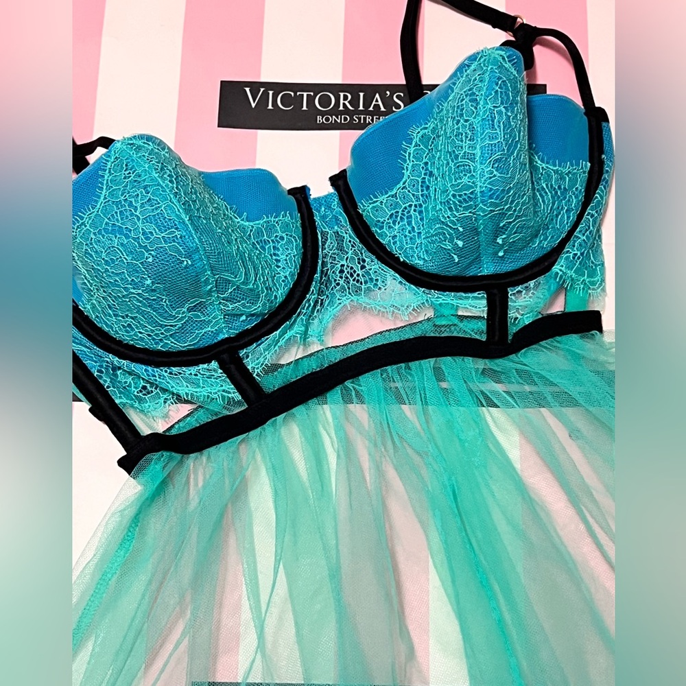 NWT Victoria’s Secret Babydoll. Sexy little Demi tulle gown Mermaid colors 34C